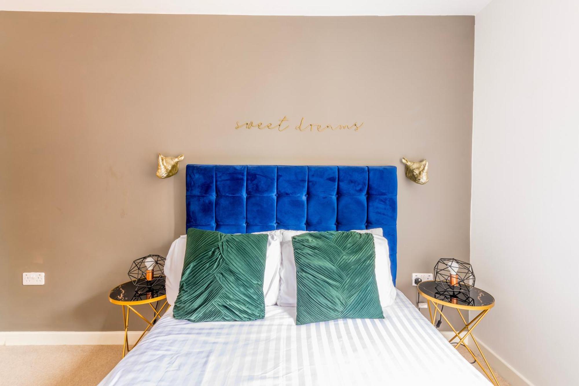 Contemporary Abbey Yard By Prescott Apartments Abingdon-on-Thames Extérieur photo